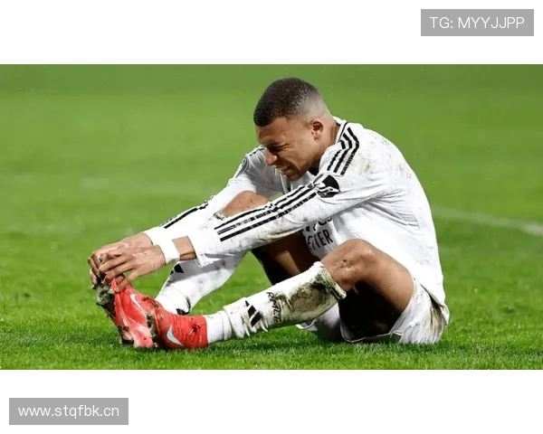 皇马面罩训练回归更省时降伤病