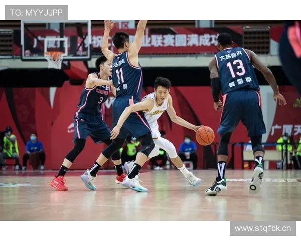 [CBA]五人得分上双 广厦110-94广东迎主场大胜.